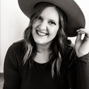 Meet your Posher, Bailey